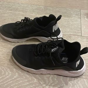 Nike Air Huarache black sneakers